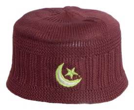 Maroon Knitted Thread Muslim Prayer Cap Free Size
