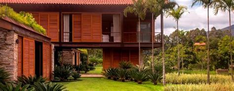 Set in pangkajene, rumah panggung ancha features a garden and a terrace. Tips Desain Rumah untuk Menghadapi Bencana Alam