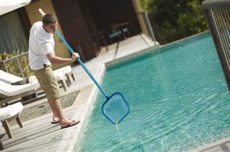 How To Clean A Swimming Pool A Step By Step Guide Residencetalk