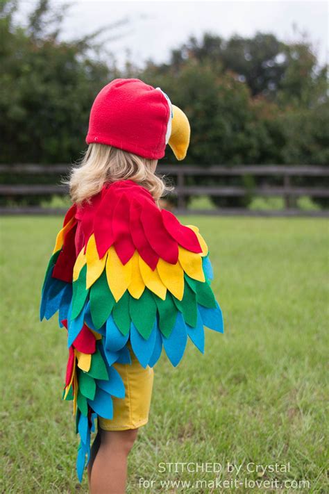 Sew An Easy Parrot Costume Make It And Love It Disfraces De Pajaros