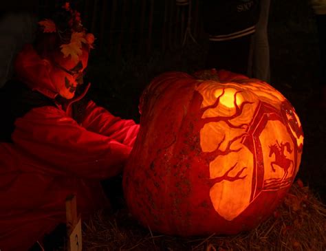 The Mares Tales Gypsy Mare Studios Great Pumpkin Carve