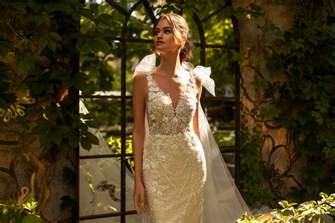 Chloe Pearl Bridal Wedding Gown Fitted Sparkly