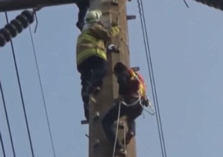 Sudahkah anda mengetahui cara cek tagihan listrik pln secara online? Teknisi Listrik Pln Bojonegoro / Cegah Kesalahan Pln Jatim ...