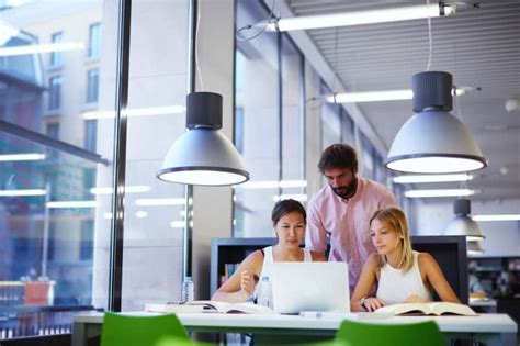 Free Wifi Near Me – 30 Places to Connect When You Are on the Go