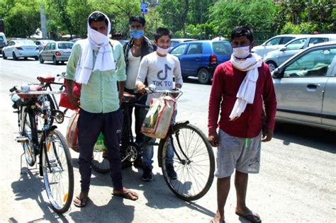 Government has provided a big relief for citizens, by issuing the online e passes. Bihar migrant workers return home during lockdown