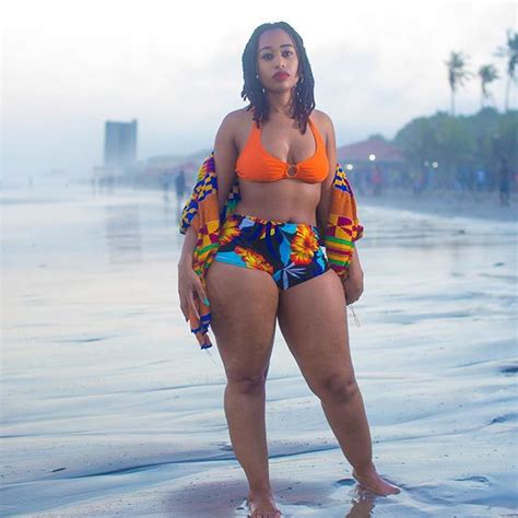 10 Sexy Pictures Of Mpho Khati Curvaceous South African Model With Wide Hips And Thick Thighs