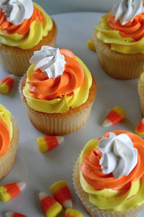 Maybe you would like to learn more about one of these? 28 Cute Halloween Cupcakes - Easy Recipes for Halloween ...