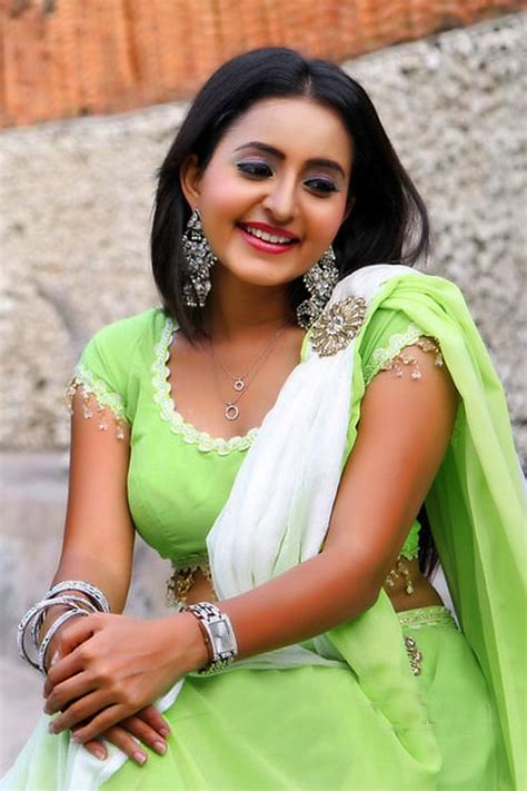 Bhama Malayalam Beautiful Actress Hd Wallpapers Video Photos