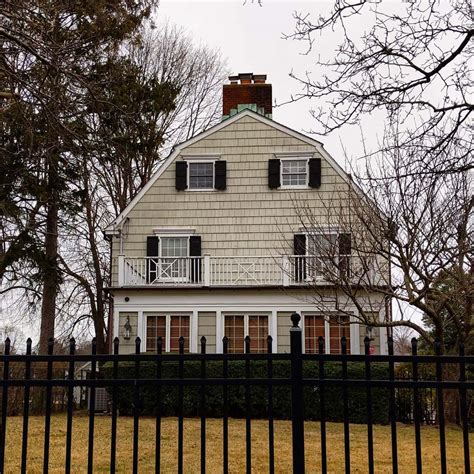 8 Real Life Murder Houses That Every True Crime Lover Wants To Live In