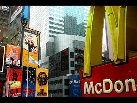 Erst mal aber nur in einem ort. McDonalds Lieferservice - McDonalds liefert nach Hause ...