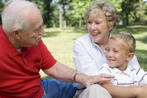 Как наладить отношения между ребенком и его бабушками и дедушками