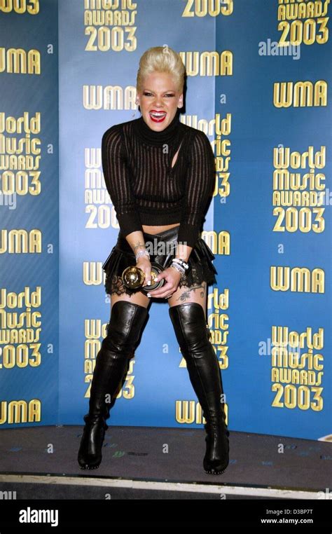 Dpa Us Singer Pink Poses With Her Trophy At The World Music Awards