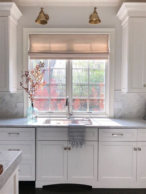 Not sure what kitchen window dressings would suit your space? 37+ Kitchen Window Treatments Over Sink For Dummies 00031 ...