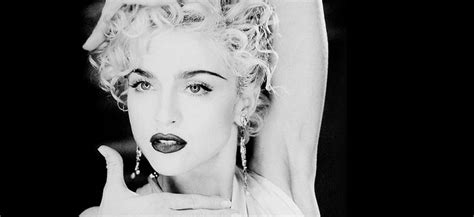 Madonnas Vogue Song Stars Youbeauty Madonna Vogue Vogue Madonna