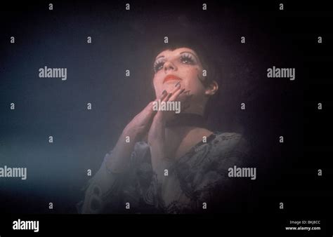 Cabaret 1972 Liza Minnelli Stock Photo Alamy