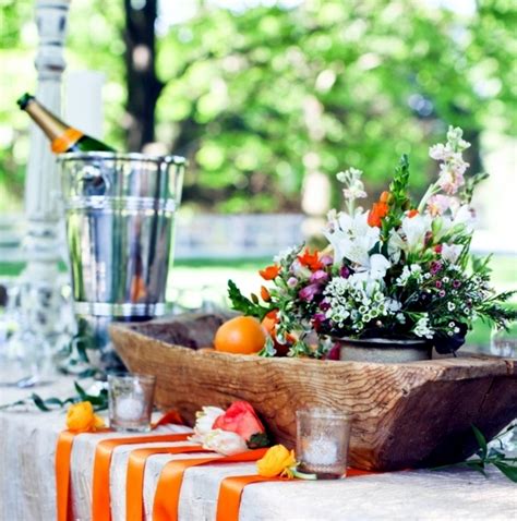 Including a few hints of spring decorating for your house decor doesn't need to be hard. Ideas for summer wedding table decoration with colorful ...