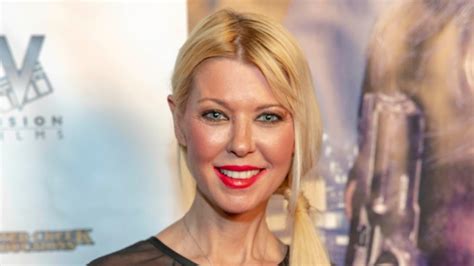 Tara Reid Offers Explanation After Being Kicked Off Delta Flight For Disturbance Before Takeoff