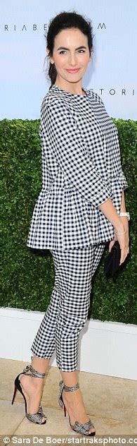 Victoria Beckham Throws Garden Party For Target Collection Daily Mail
