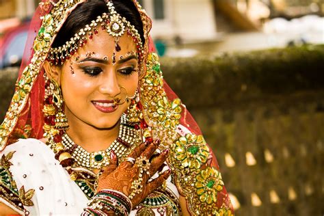Hyderabad Wedding Photographer Colorful Gujarati Wedding