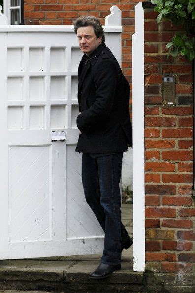 Colin Firth Photos Photos Colin Firth Leaves His Home 2 Avec Images Coline