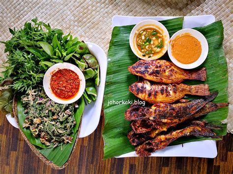 No 22 jalan u1, taman universiti, tanjung malim, 35900, malaysia. Rumah Makan Sri Muallim. Authentic Malay Cuisine in ...