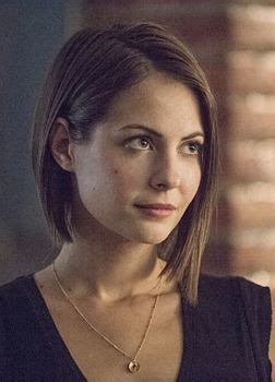 Willa holland short hair cut:brown short wavy hairstyle. willa holland short haircut - Google Search | Short hair ...
