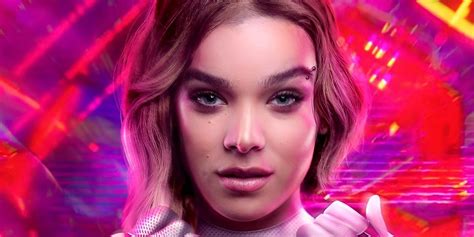 Hailee Steinfeld Suits Up As Live Action Gwen Stacy Spider Woman In Across The Spider Verse Fan Art