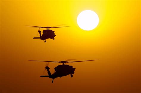 Paul Davis On Crime: Cool Navy Photo: Seahawk Helicopters Over The Gulf