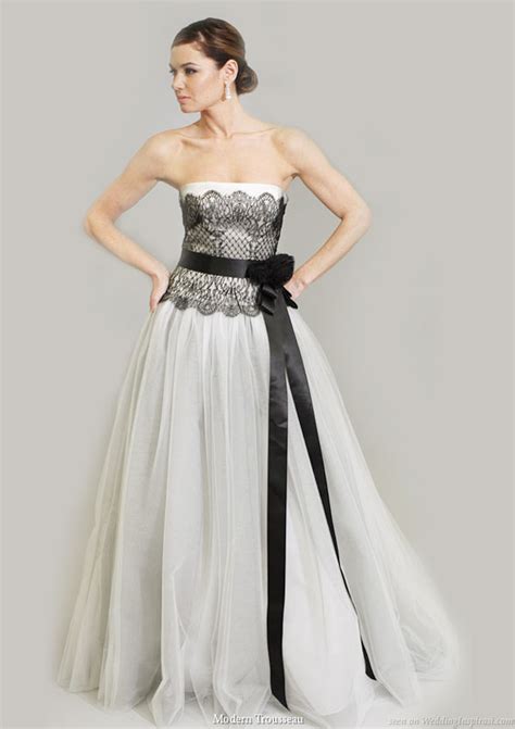 This short bridal dress could be made as a long wedding gown and in a different color as well. Choose Your Fashion Style: Wedding Dresses with Black Sashes