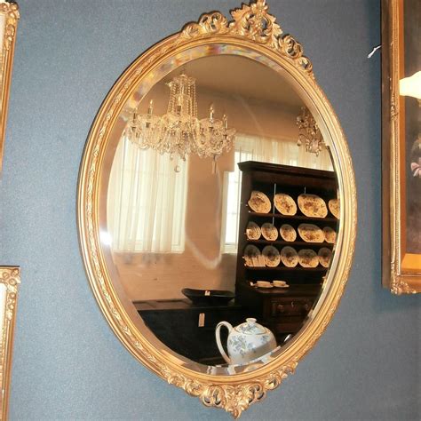 Oval Bevelled Wall Mirror In Decorative Gilt Wooden Frame Antique