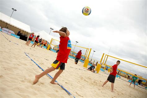 Summer Fun Beach Volleyball 8 11yrs Yellowave Beach Sports