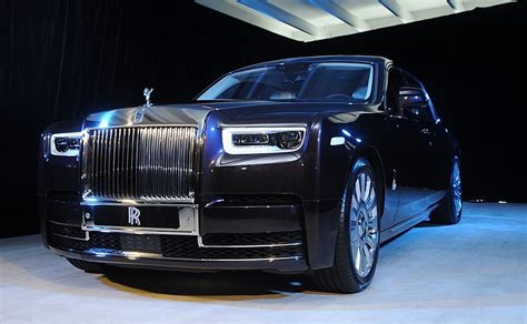 It is available in 8 colors, 4 variants, 1 engine, and 1 transmissions option: The new Rolls-Royce Phantom launch - The Malaysian Reserve