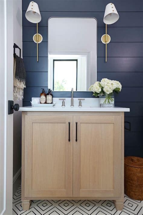 Cc And Mike Frisco I Project Reveal Navy Shiplap Wall With White Oak