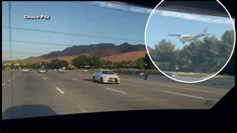 Video Shows Plane Landing On 101 Freeway Nbc Los Angeles