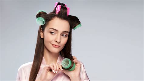 can you use velcro rollers on wet hair
