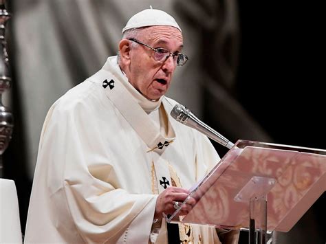 Pope Francis Says Feminism Is Machismo With A Skirt The Independent