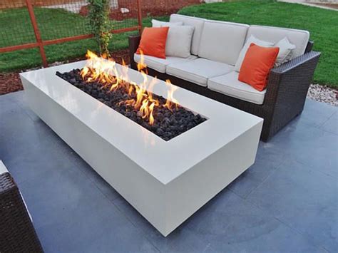 Modern White Concrete Fire Table Propane Or Natural Gas Fire Pit