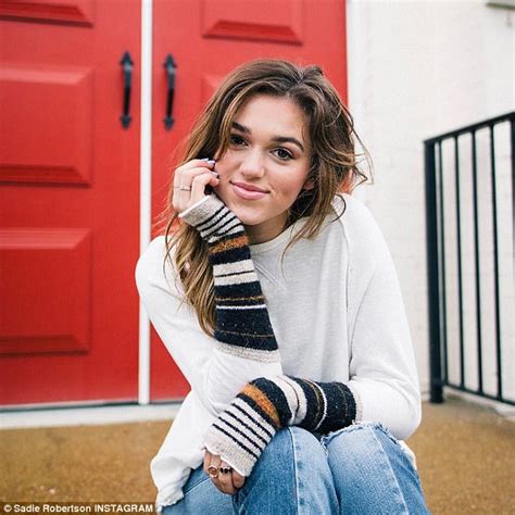 Sadie Robertson Opens Ups About Her Eating Problem Daily Mail Online