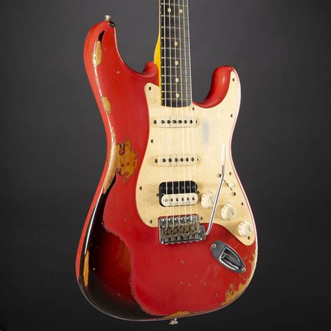 Fender 63 Heavy Relic Stratocaster Hss Fiesta Red Over 3 Color