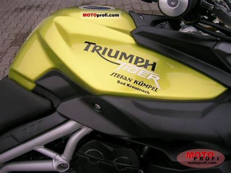 Know engine specs, safety and technical features, and dimensions at our dedicated watch latest video reviews of triumph tiger 800 to know about its performance, mileage, styling and more. Triumph Tiger 800 2011 Specs and Photos