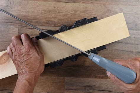 How To Cut A 45 Degree Angle With A Hand Saw The Clever Homeowner