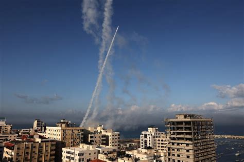 Atak Rakietowy Na Izrael Netanjahu Jesteśmy W Stanie Wojny