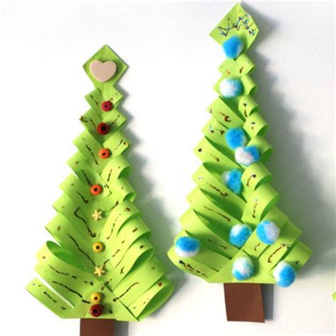 25 Christmas Tree Crafts For Kids