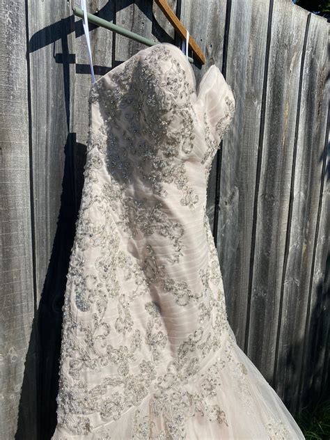 Allure Bridals W372 Wedding Dress Save 76 Stillwhite