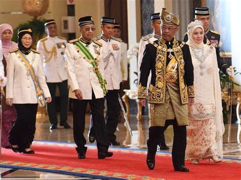 Maybe you would like to learn more about one of these? Sebab Sebenar Mengapa Najib Tidak Hadir Ke Istiadat ...