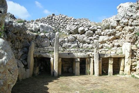 Ancient History Temple Ruins Of Gozo Review Of Ggantija