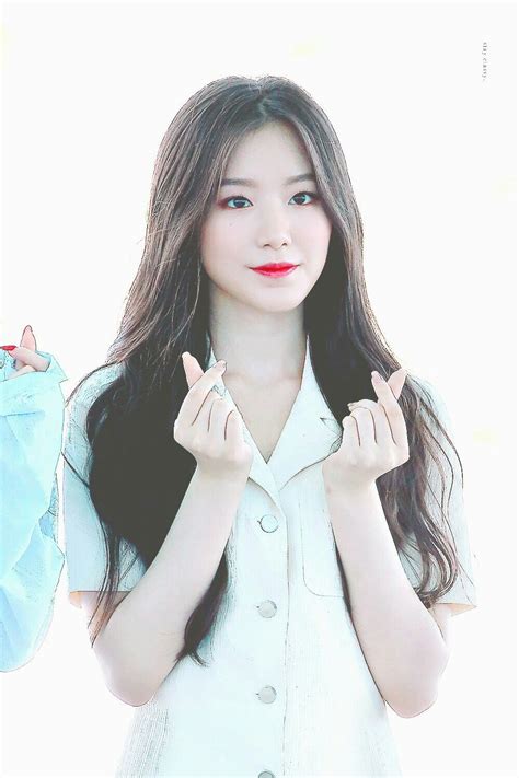 The group consists of six members: SHUHUA || G-IDLE | Idols coreanos, Hyuna, Nombre coreano