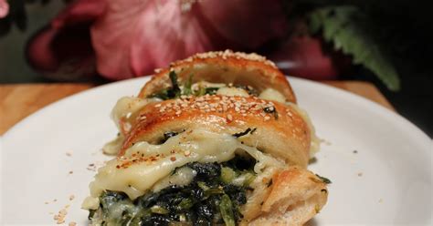 Italian Spinach And Cheese Calzone Whats Cookin Italian Style Cuisine