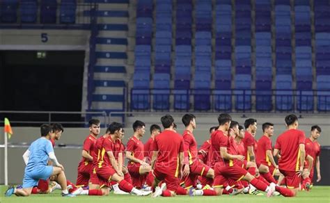 Sport5 sẽ cập nhật nhanh nhất đến các bạn kết quả sau vòng loại thứ 2, chỉ có 12 trong tổng số 40 đội có quyền lọt vào vòng loại thứ 3 bao gồm: Vòng loại thứ 2 World Cup 2022 khu vực Châu Á: Tuyển Việt ...