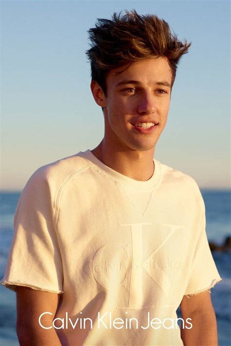 Cameron Dallas A 21 Year Old Vine Superstar Is The New Face Of Calvin